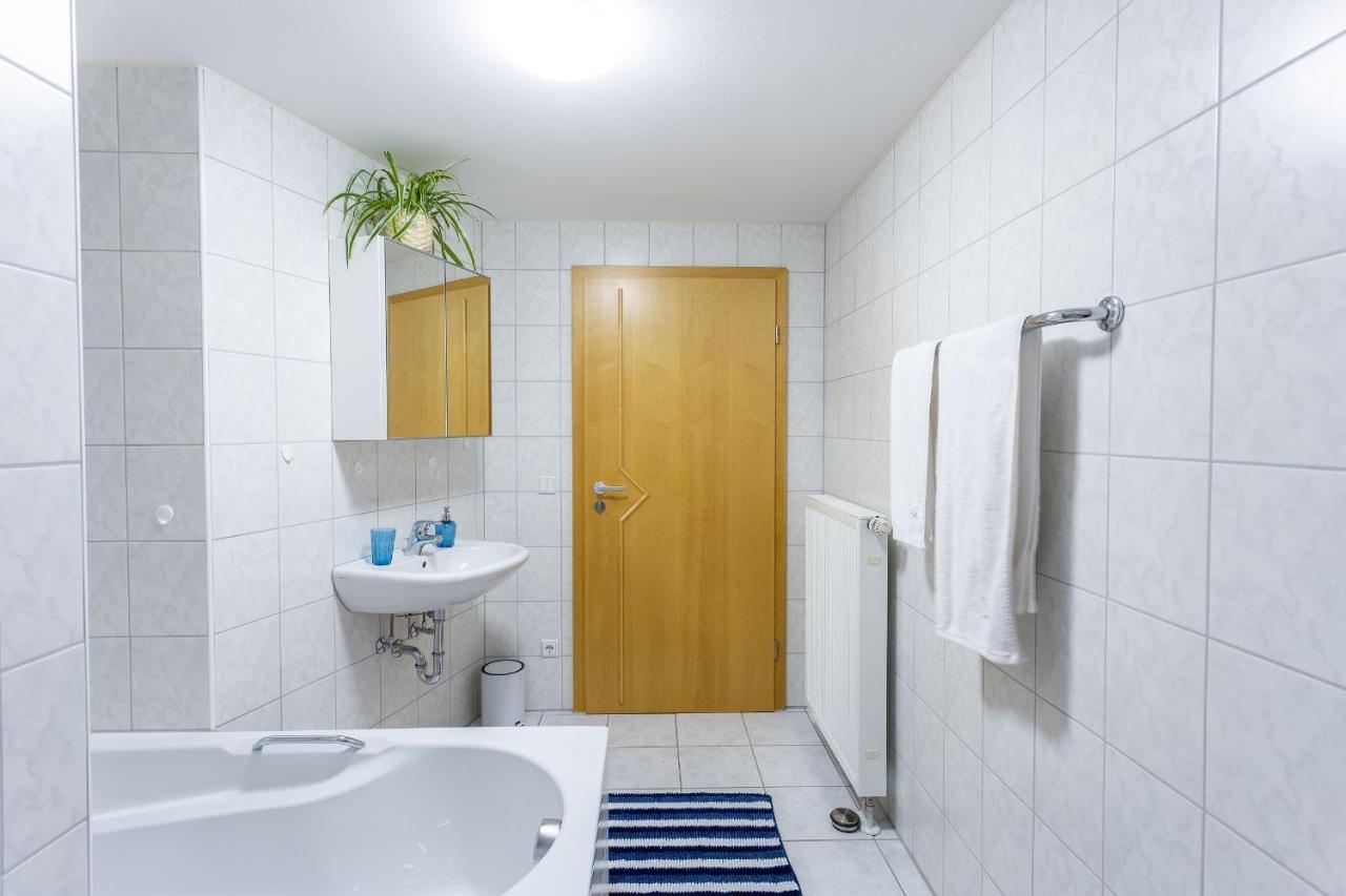 Gastezimmer 20 Min. Zur Messe & Stadtzentrum ニュルンベルク エクステリア 写真